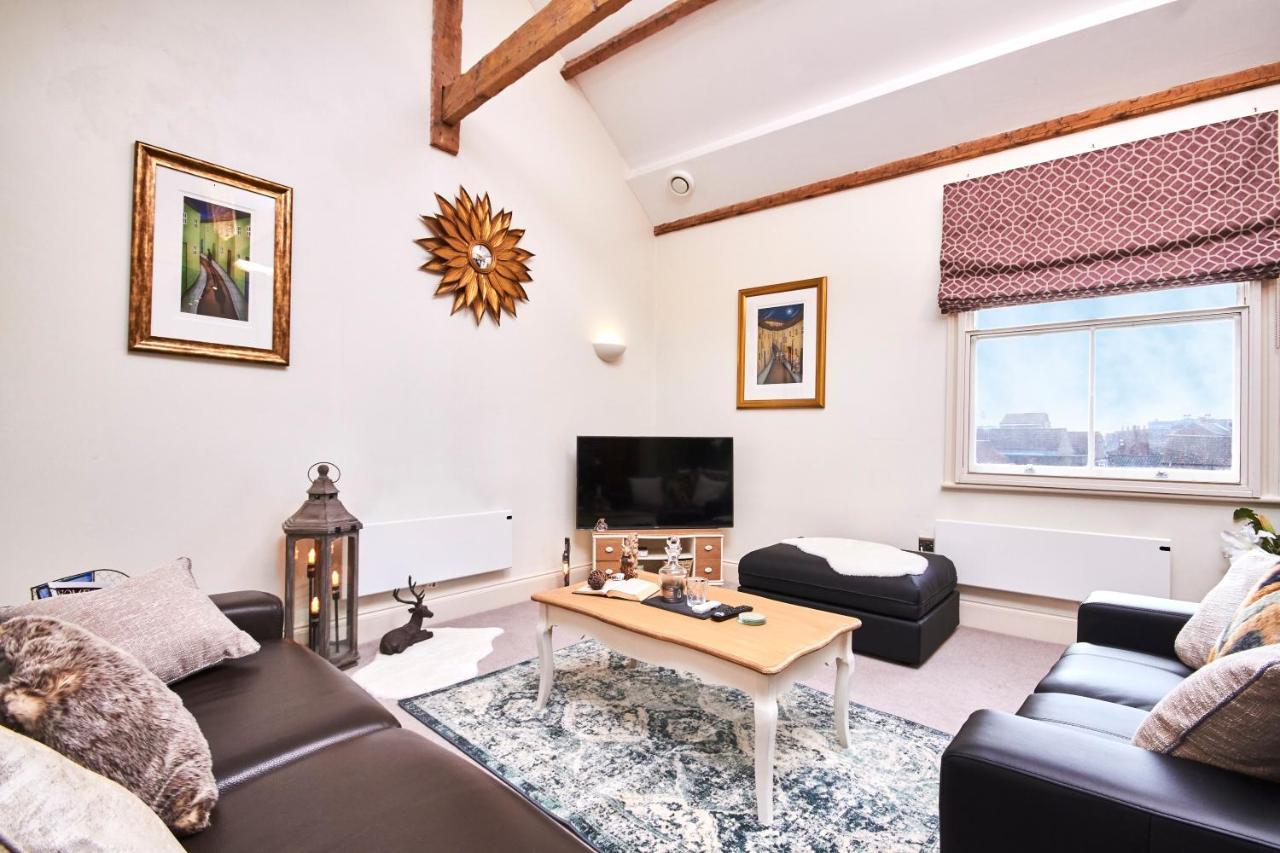 Апартаменты The Magical Gem Of York - Sleeps 7 Экстерьер фото